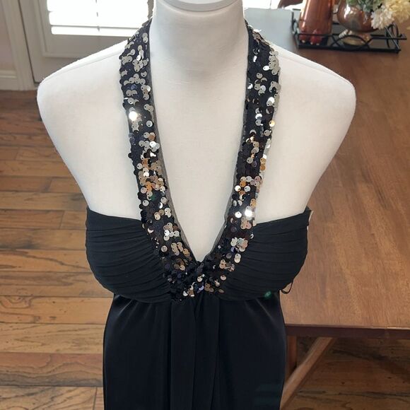 Elegant Black Sequin Halter Chiffon Gown Maxi Formal Mermaid Sz10 NWT Betsy Adam - Picture 11 of 15
